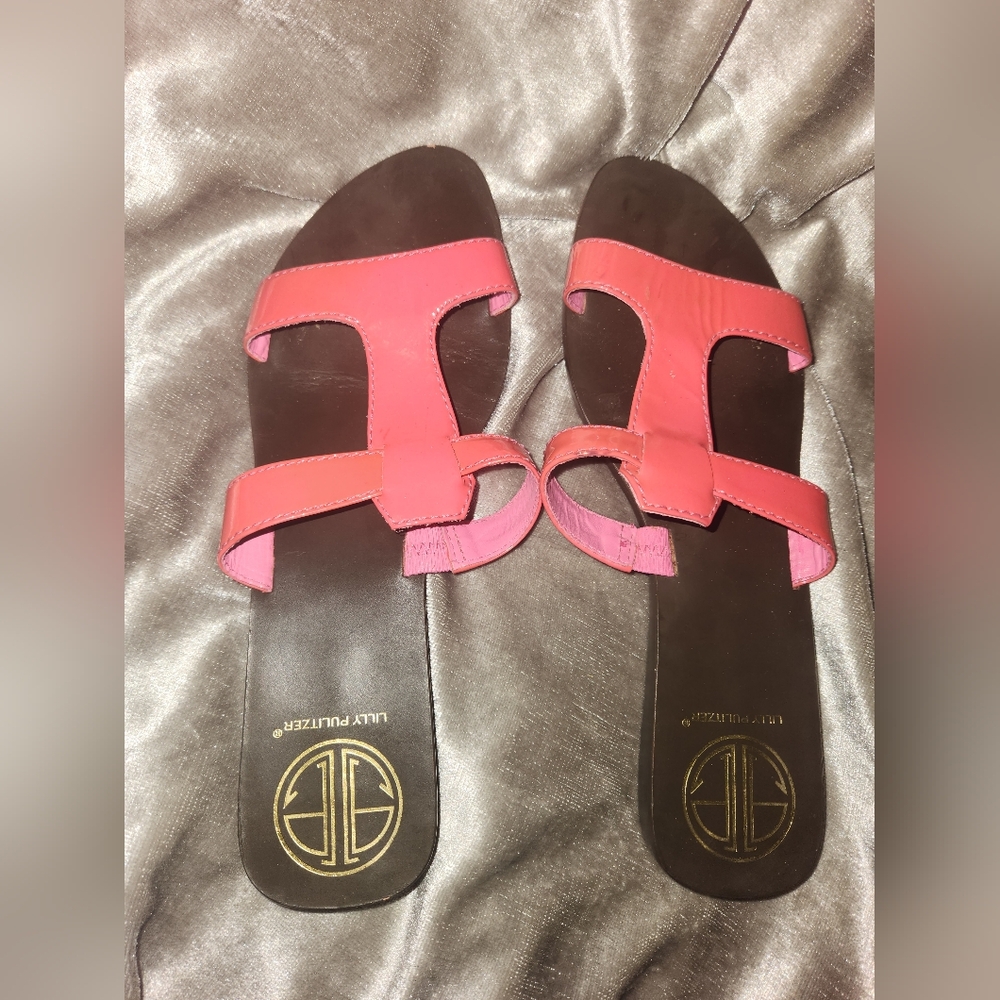 8M Lilly Pulitzer Princess Pink Phipps Slide Patent Leather Sandals,Gold Logo